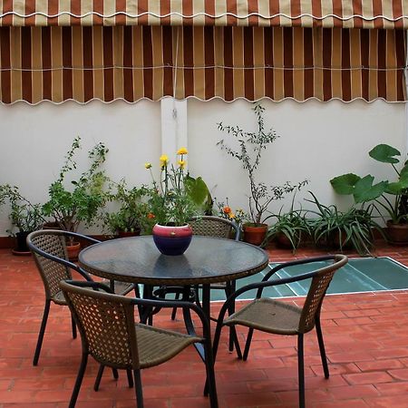 Apartamento Con Patio Cerca Mezquita Cordoba Luaran gambar