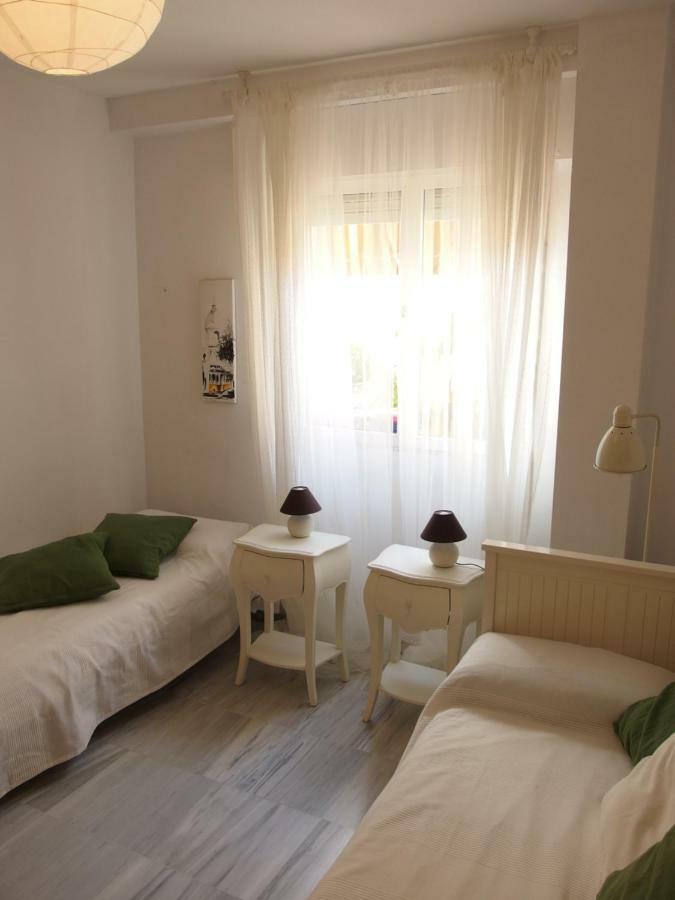 Apartamento Con Patio Cerca Mezquita Cordoba Luaran gambar